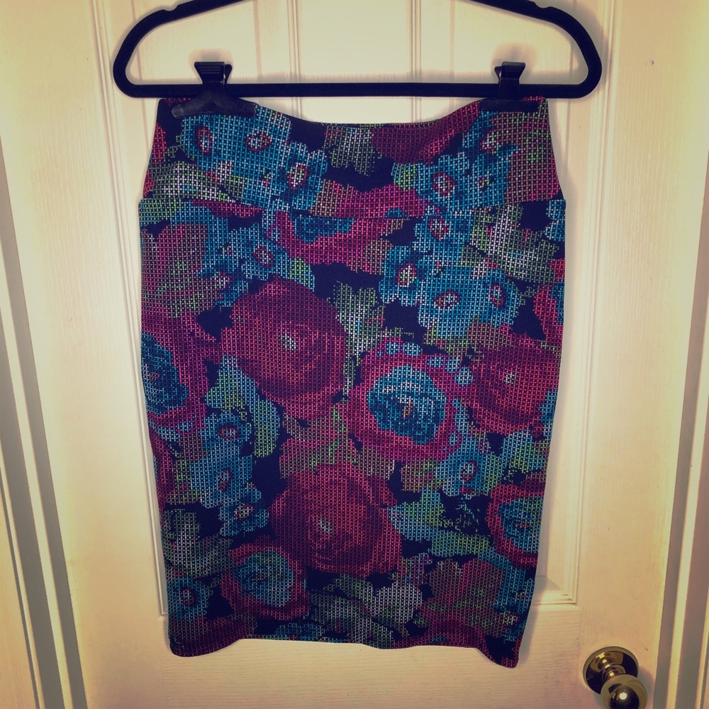 LulaRoe Cassie Skirt